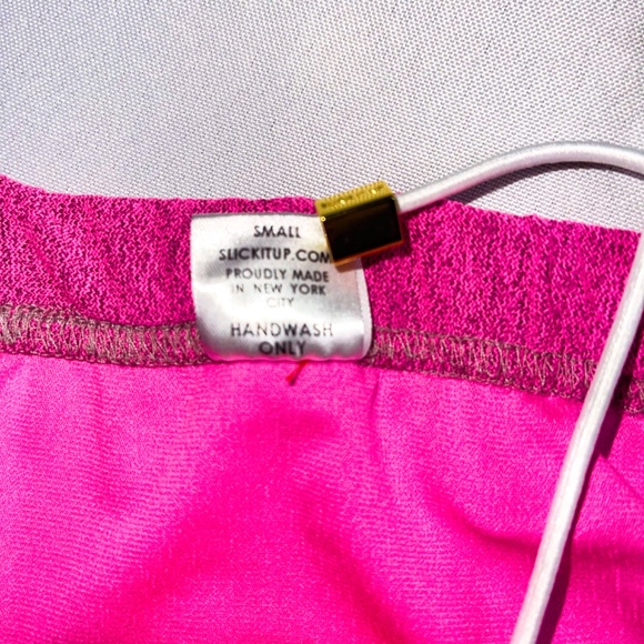 Slick It Up Men's Pink Swim Brief Small - Picture 10 of 10